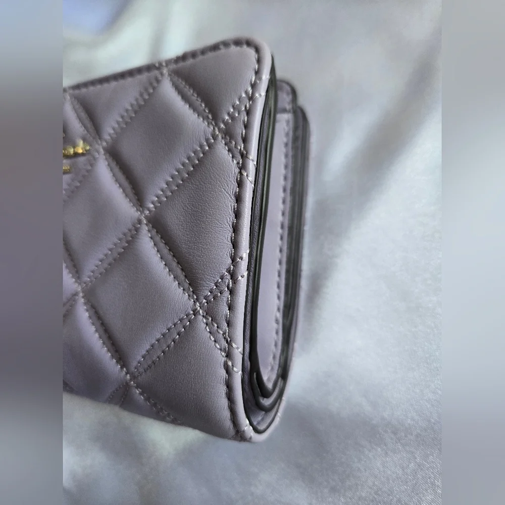 Kate Spade Lavendar Quilted Leather Wallet In EUC - Picture 5 of 12